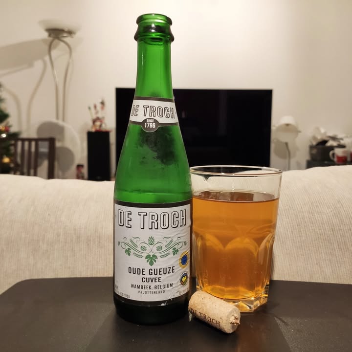 #diariodibordo #detroch #oudegeuze , prima volta che assaggio questo birrificio,…