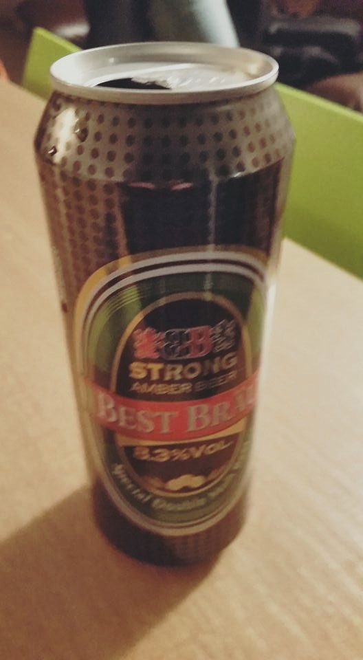 #bevignorante continua, anche se questa “birra” è quasi bevibile. Caramello…