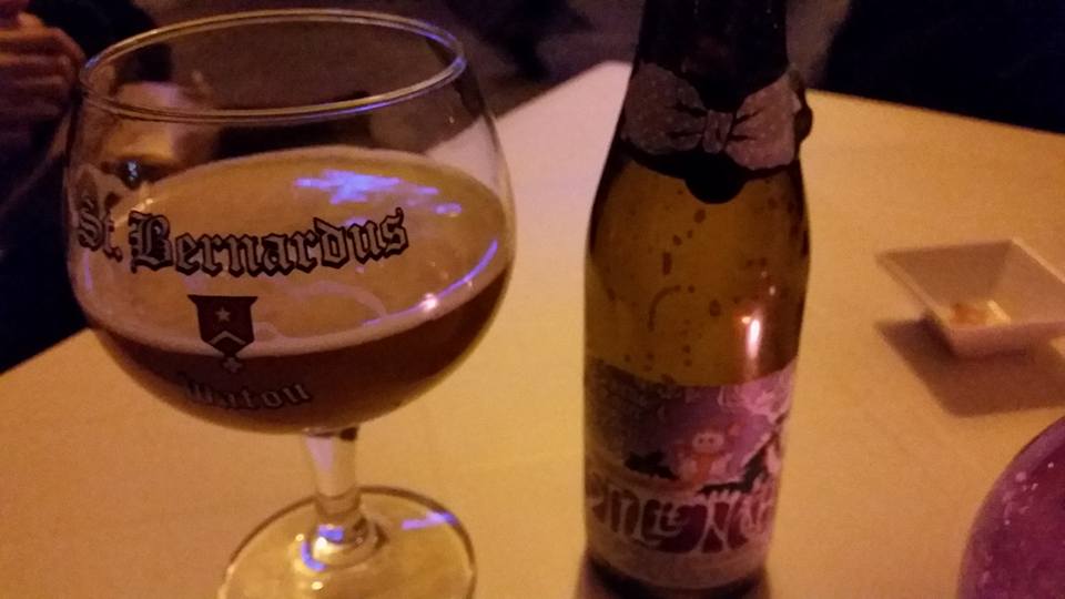 Stille Nacht di De Dolle. Birra maestosa: sapori di frutta…