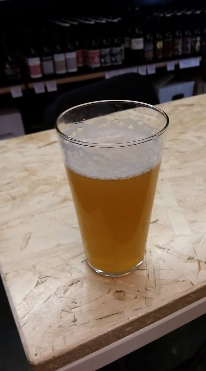 Neipa di cr/ak 3.0! Esplosione di frutta tropicale, pulitissima, senza…
