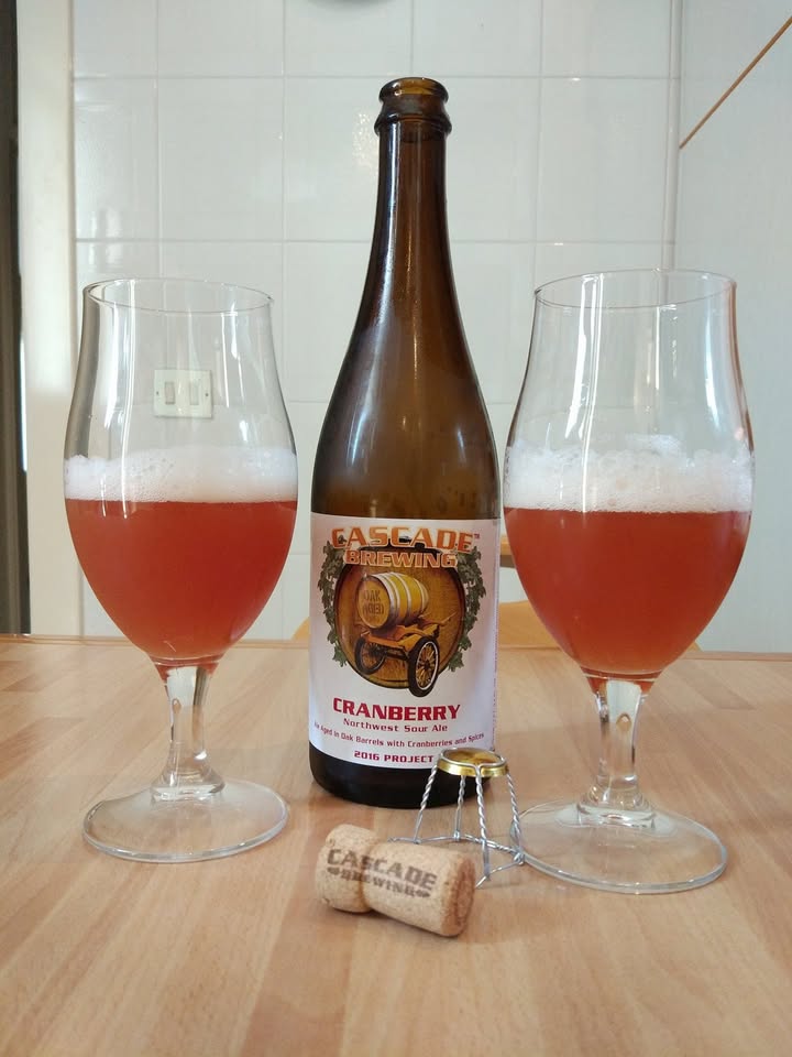 #diariodibordo Cascade Brewing, Cranberry, sour dal cuore americano invecchiata in…