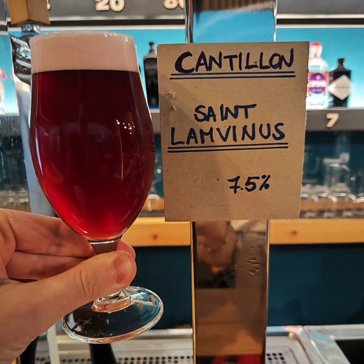 #diariodibordo Saint Lamvinus di @brasseriecantillonofficiel al @fuel_beerhouse e in un…