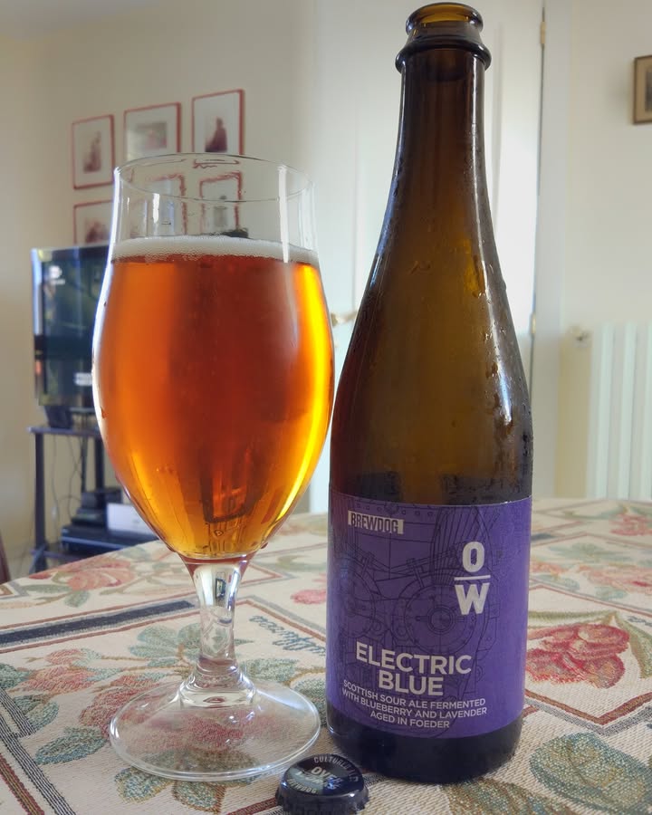 🇮🇹 #diariodibordo BrewDog BrewDog OverWorks Electric Blue, sour da 7.2%…