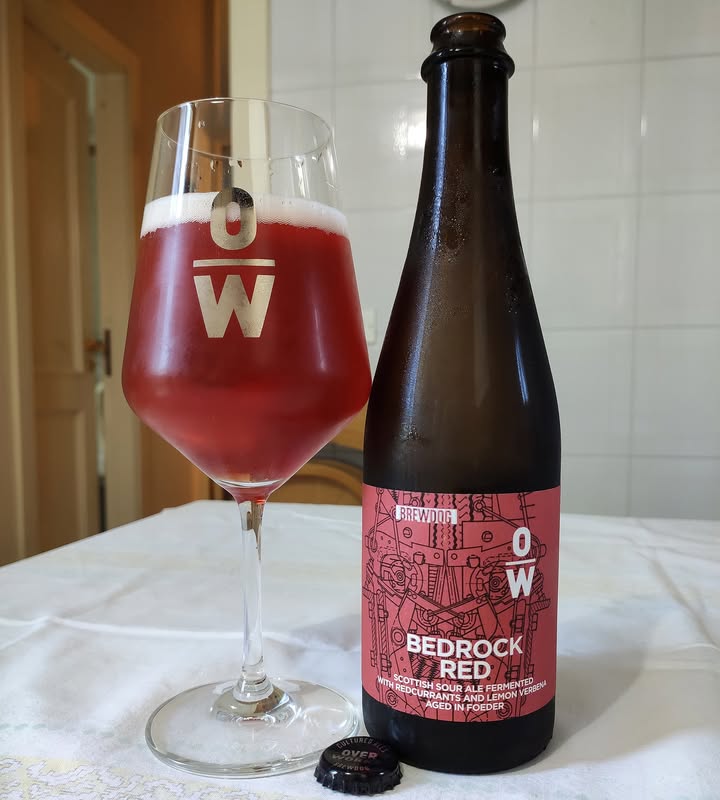 #diariodibordo BrewDog Overworks Bedrock Red, sour con citronella e ribes…